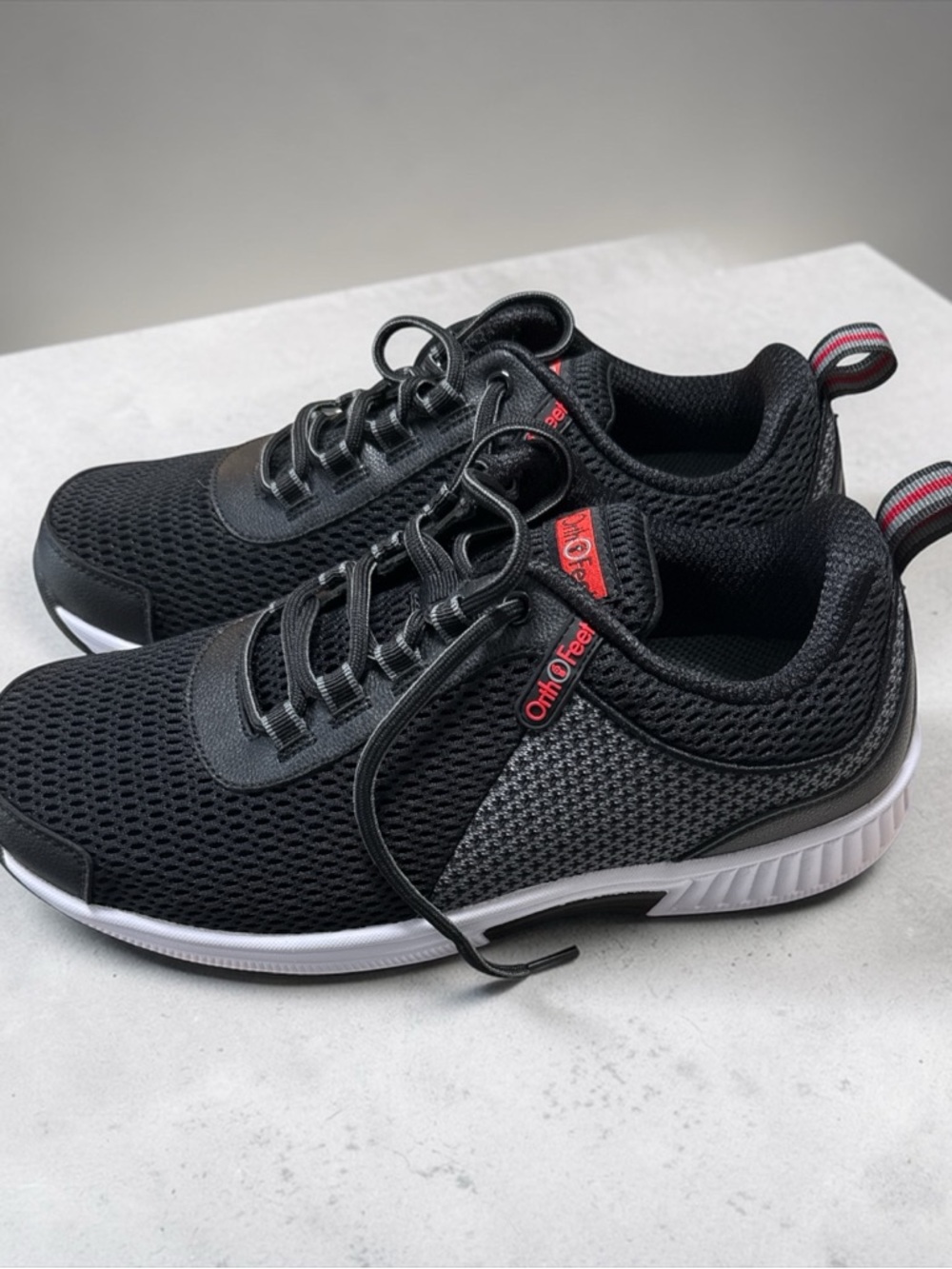 Men’s Orthofeet Orthopedic Sneakers NWT